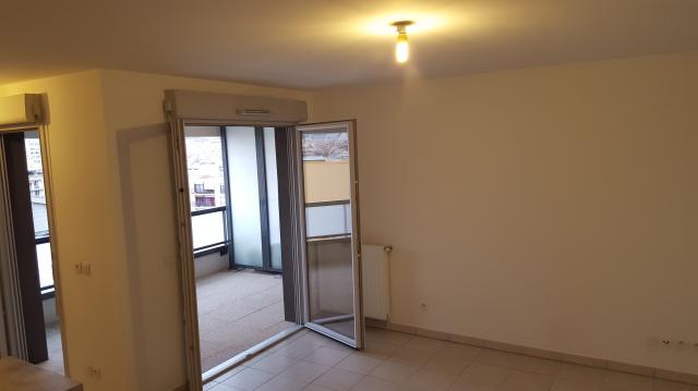 Location appartement T3 Marseille 03 - Photo 4