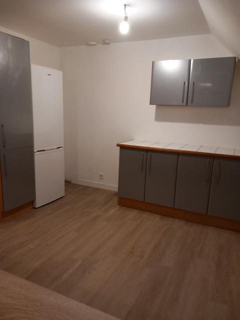 Location appartement T4 Commana - Photo 2