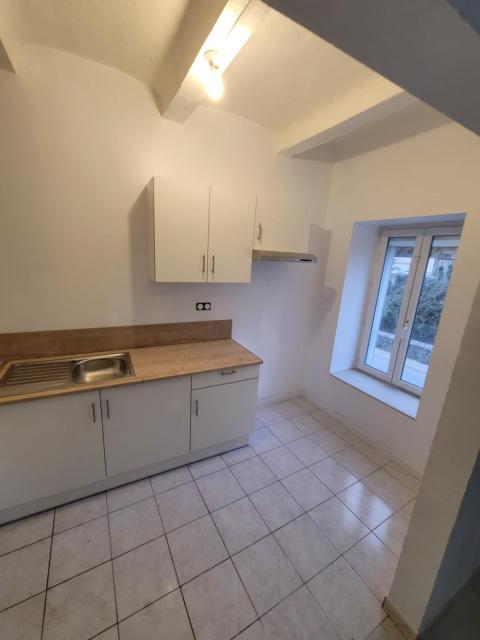 Location appartement T4 La Grand Combe - Photo 2