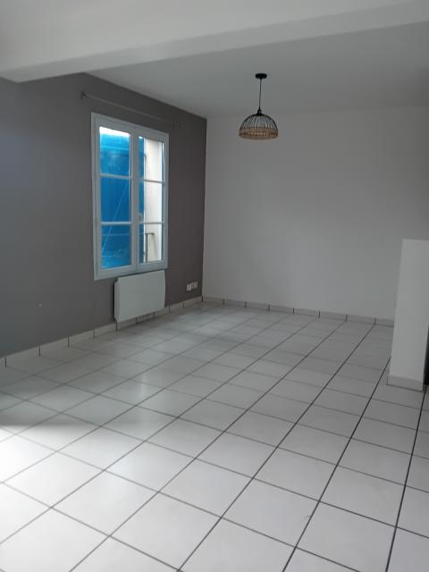 Location maison F5 Epernon - Photo 2