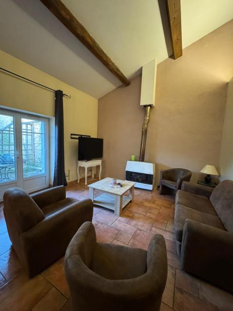 Location maison F6 Narbonne - Photo 2