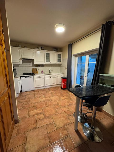 Location maison F6 Narbonne - Photo 3