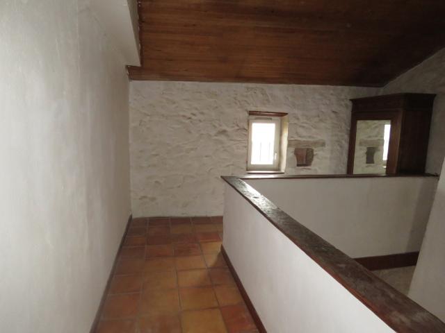 Location appartement T4 St Jean de Maruejols et Avejan - Photo 2