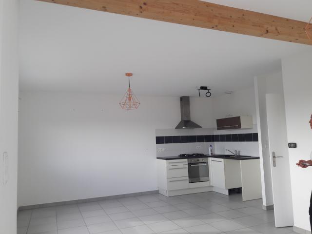 Location maison F4 Larnod - Photo 3
