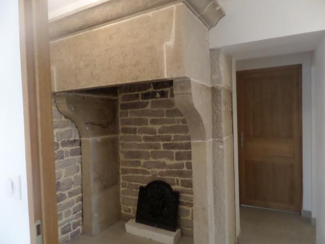 Location appartement T4 Bains les Bains - Photo 2