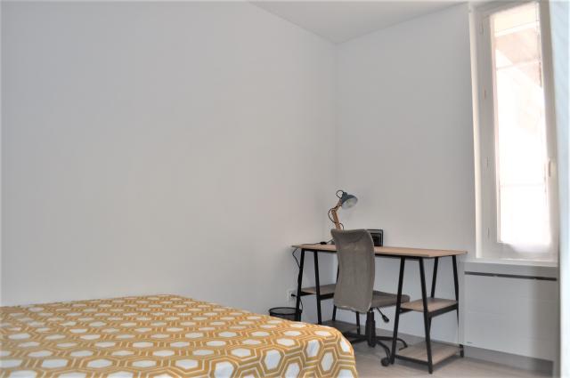 Location appartement T4 St Etienne - Photo 3