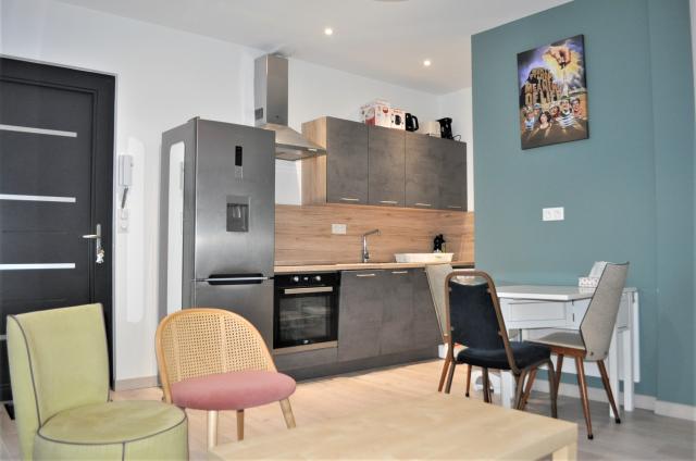 Location appartement T4 St Etienne - Photo 4