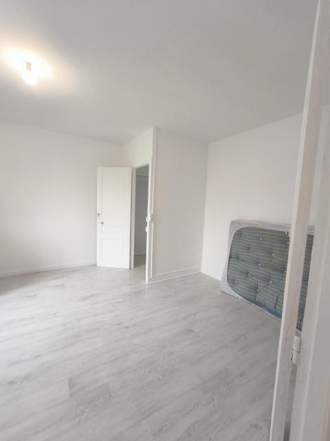 Location maison F6 Bagnoles de l'Orne - Photo 9