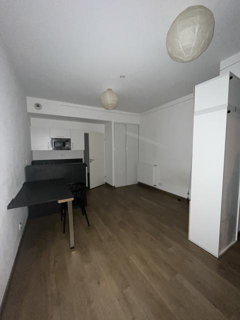 Location studio Rennes - Photo 1