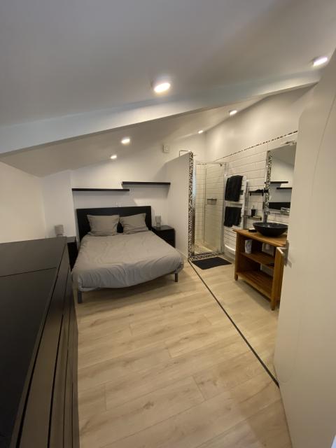 Location maison F2 Remoulins - Photo 4