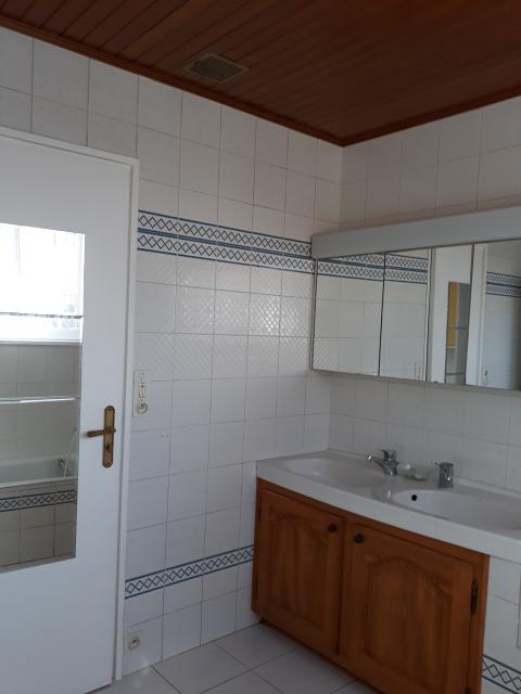 Location maison F4 Bron - Photo 4