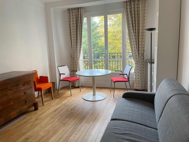 Location studio Paris 16 - Photo 1