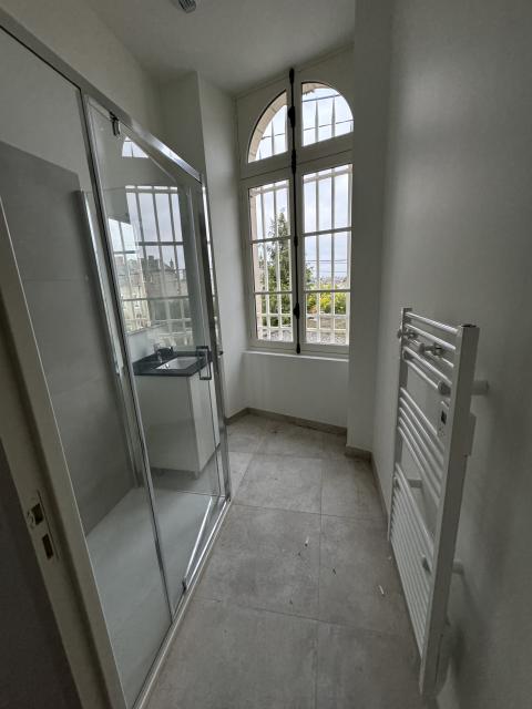 Location appartement T4 Laval - Photo 5