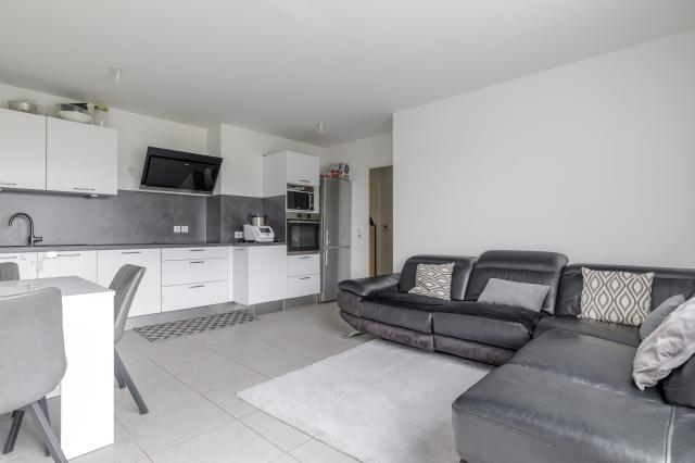 Location appartement T4 Venissieux - Photo 2