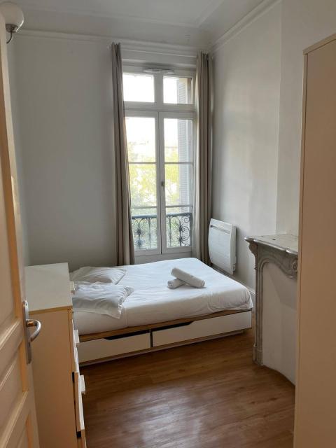 Location appartement T3 Marseille 02 - Photo 5