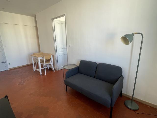 Location appartement T2 Marseille 05 - Photo 6
