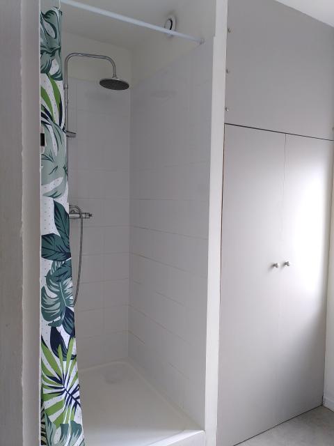 Location appartement T2 Deville les Rouen - Photo 2