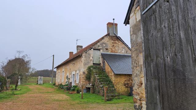 Location maison F3 Mouliherne - Photo 2