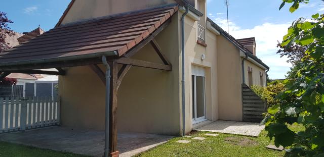 Location maison F3 Chanteau - Photo 2