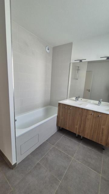 Location maison F4 Villeneuve Tolosane - Photo 4