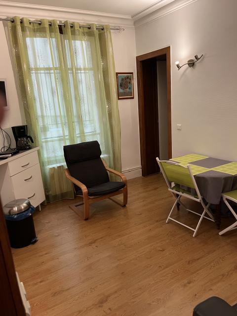Location appartement T2 Paris 18 - Photo 2