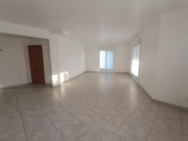 Location maison F5 St Piat - Photo 4