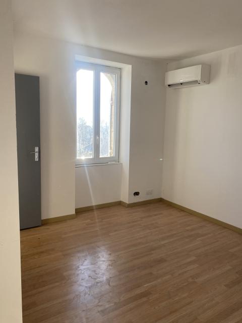 Location appartement T2 Gondrin - Photo 8