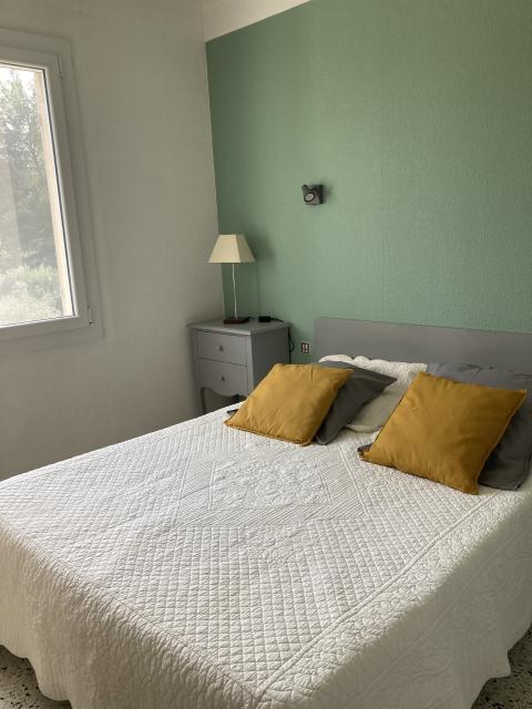 Location maison F4 Grans - Photo 5