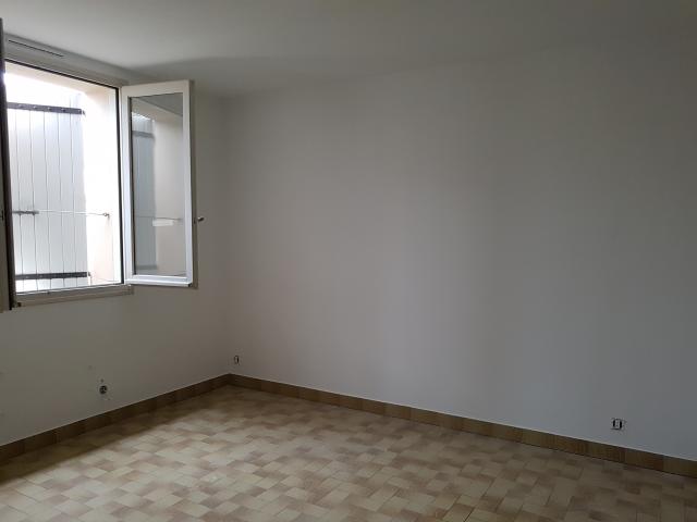 Location appartement T5 Le Teil - Photo 4