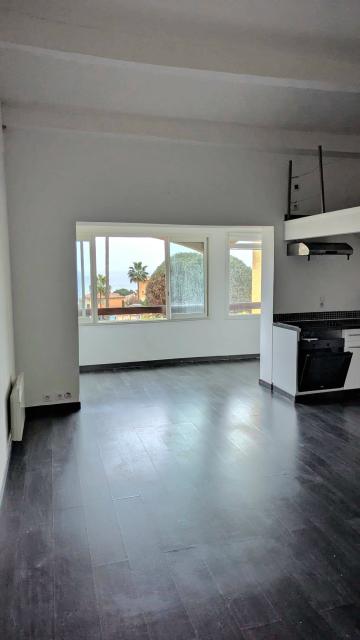 Location appartement T2 Theoule sur Mer - Photo 1