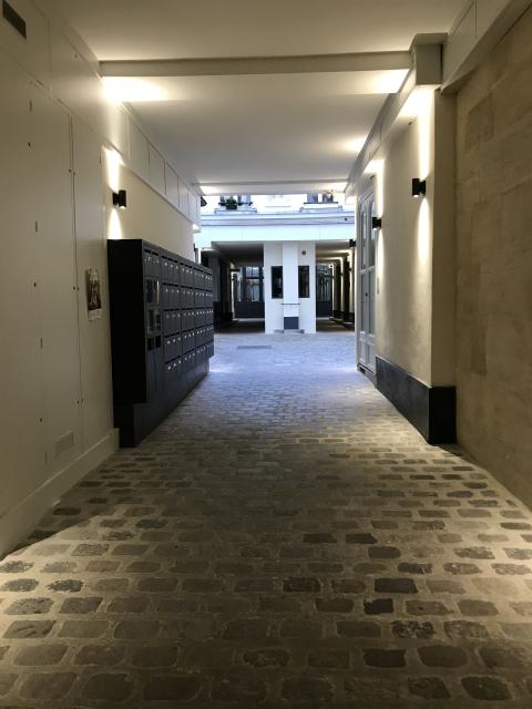 Location appartement T2 Paris 02 - Photo 4