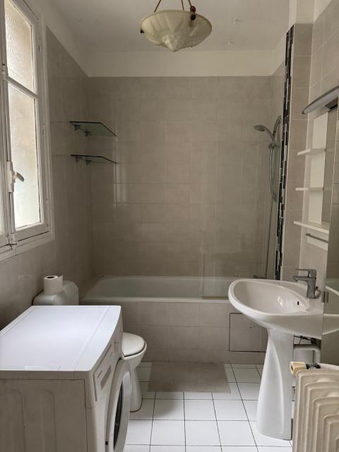 Location appartement T3 Paris 06 - Photo 9