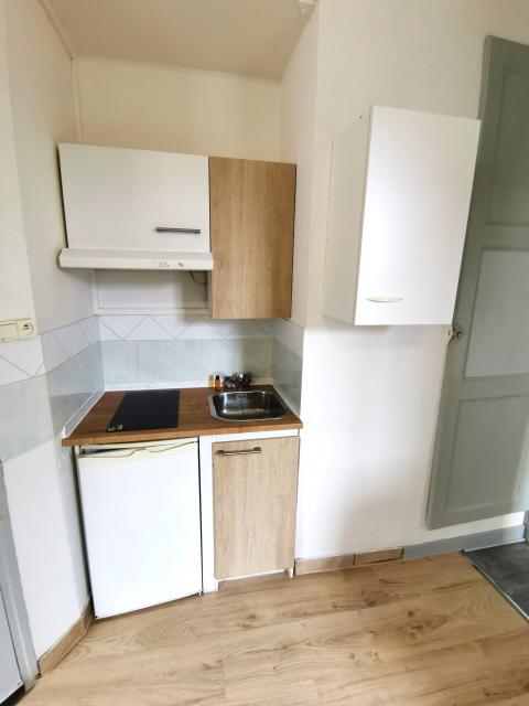 Location appartement T2 Thiers - Photo 3
