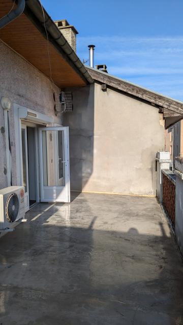 Location appartement T3 St Jean de Moirans - Photo 1