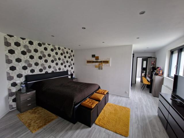 Location maison F9 La Cerlangue - Photo 3