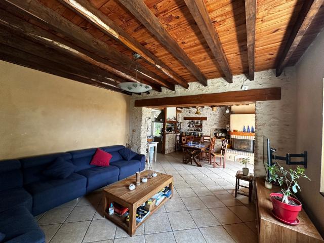 Location maison F8 Villiers St Georges - Photo 2