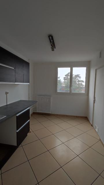 Location appartement T3 St Etienne - Photo 3