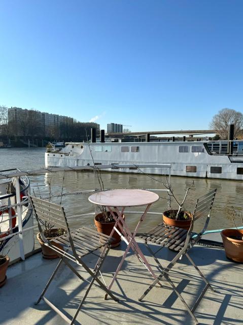 Location maison F2 Asnieres sur Seine - Photo 7