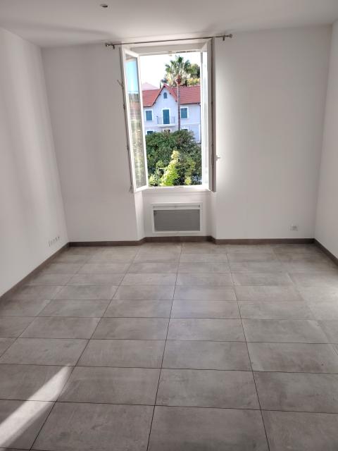 Location appartement T2 Sanary sur Mer - Photo 1
