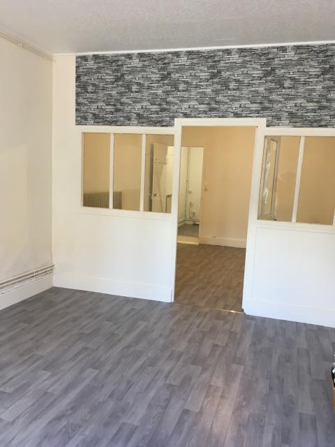 Location appartement T1 Tronville en Barrois - Photo 2