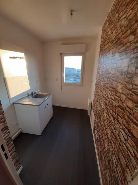 Location appartement T2 Chalons en Champagne - Photo 2