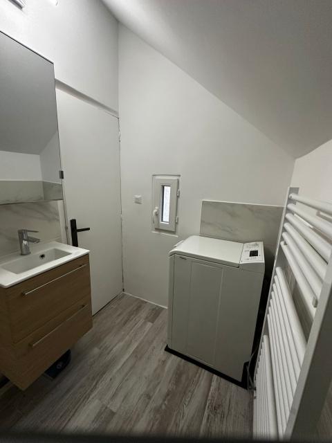 Location appartement T2 Marines - Photo 2