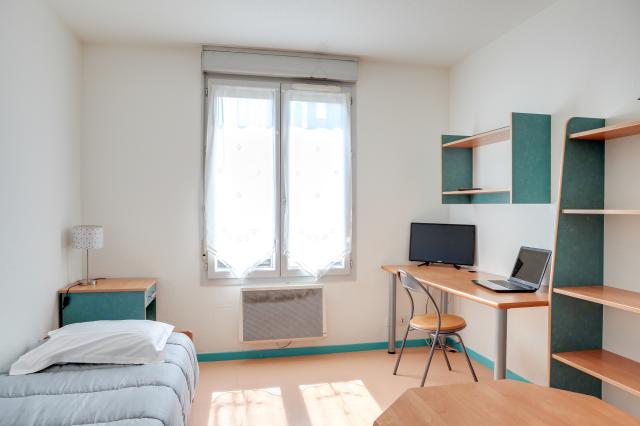 Location studio St Etienne - Photo 5