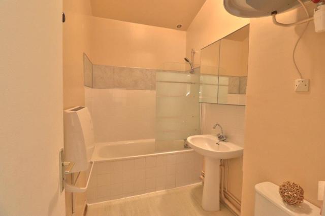 Location appartement T2 St Etienne - Photo 5