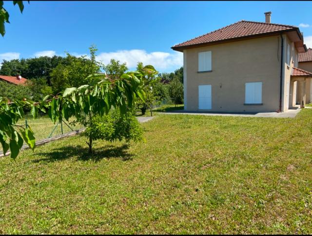 Location maison F6 Veigy Foncenex - Photo 2