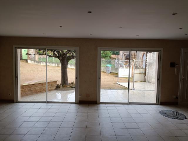 Location maison F4 Chevagny les Chevrieres - Photo 4