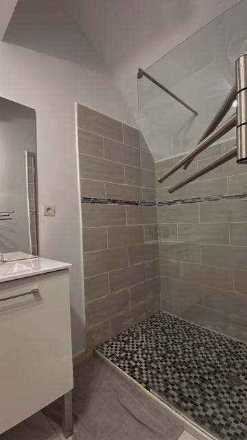 Location studio Marseille 13 - Photo 2