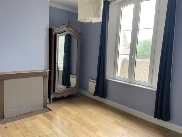 Location appartement T7 Coudun - Photo 3