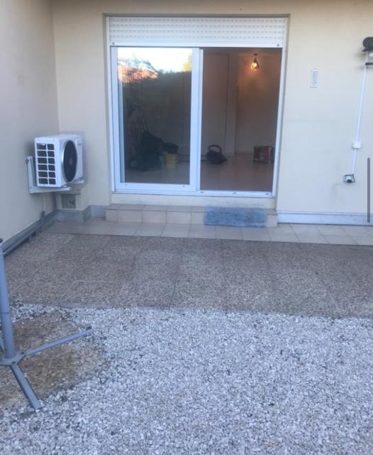 Location studio St Laurent du Var - Photo 10