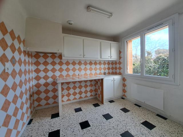 Location maison F2 Nimes - Photo 3